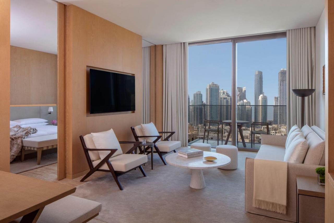 The Dubai Edition Экстерьер фото A suite at the hotel