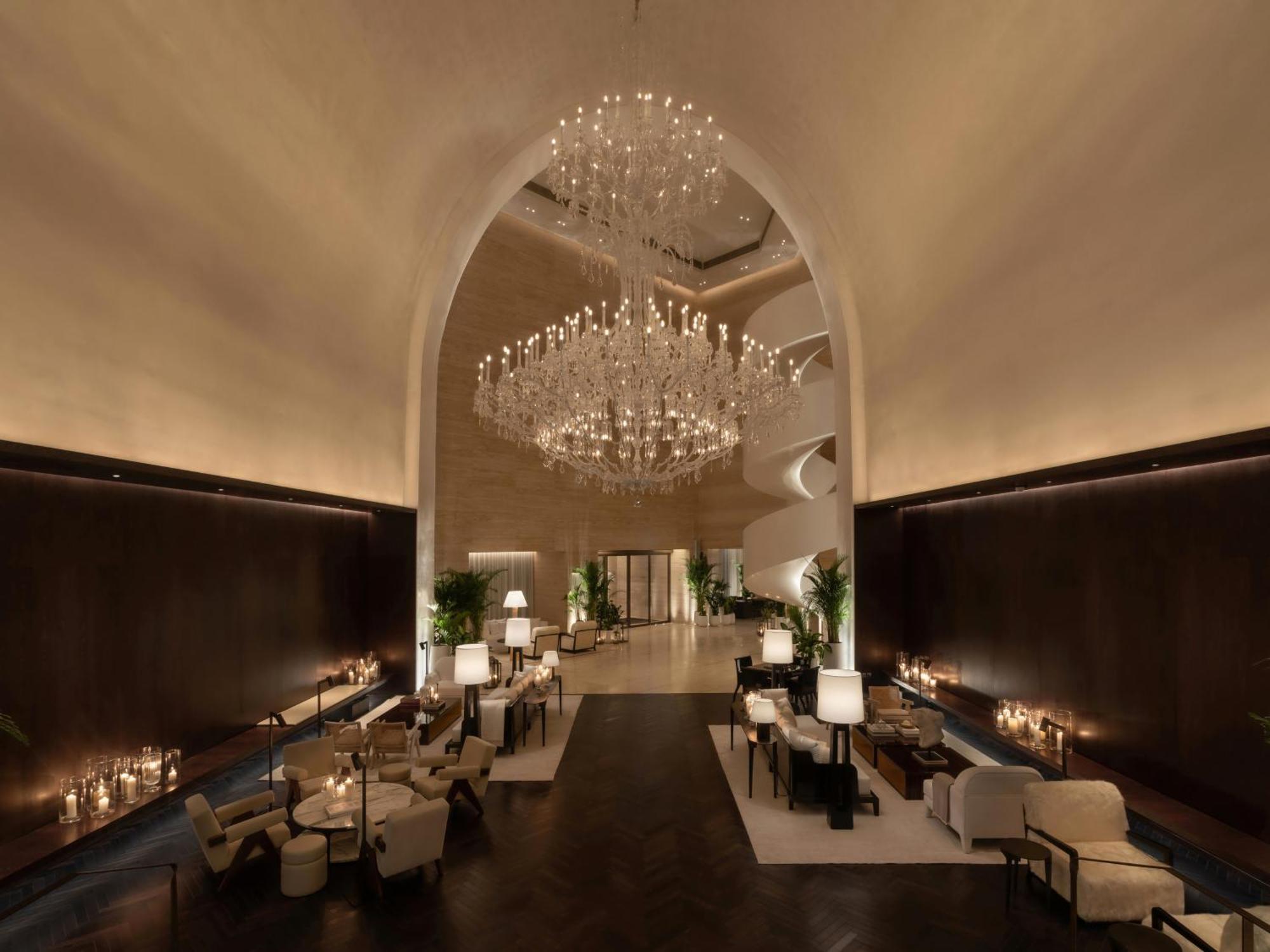 The Dubai Edition Экстерьер фото The lobby of the Ritz-Carlton, Dubai